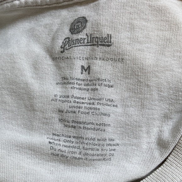 PILSNER Urquell Beer Licensed 2018 T-Shirt Mens Medium - Picture 9 of 10